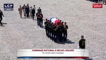 Hommage solennel national à Michel Rocard en direct des Invalides