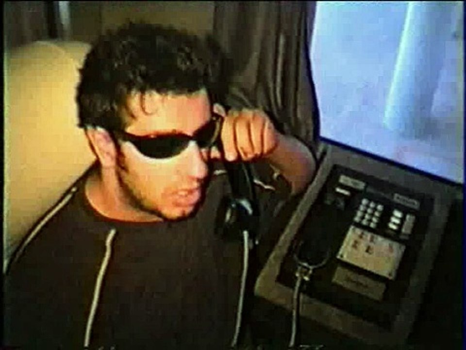 Não sei  viver sem ter você  - CPM 22  [HQ] - [CLIPE]