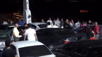 Çanakkale Tatilciler Bozcaada Feribotunda Birbirine Girdi