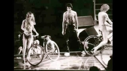 16. It's Late (Queen-Live In New York: 11/17/1978)