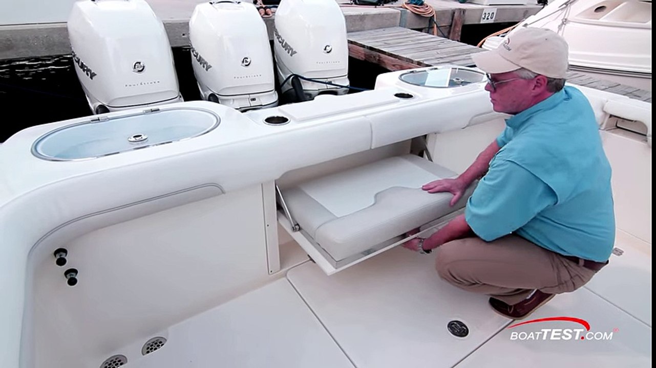 Mako 334 CC Test 2016- By BoatTest.com