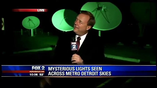 UFO Strange Triangle Lights spotted over Detroit and all over America 1-11-12 - Copy