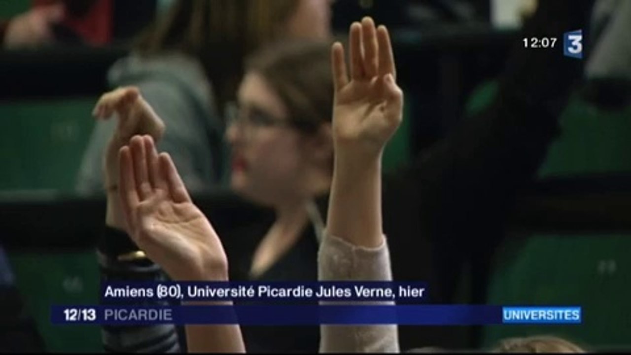 20160421-F3Pic-12-13-Amiens-Mobilisation des étudiants contre le projet de loi Travail
