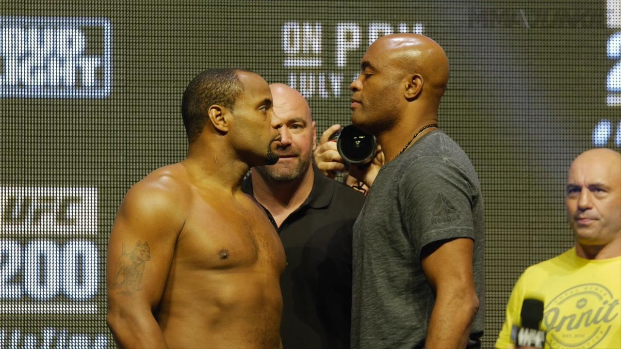 UFC 200 weigh In highlight