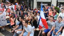 VESOUL : LES SUPPORTERS CHANTENT LA MARSEILLAISE