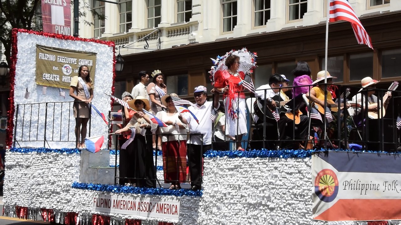parade 15