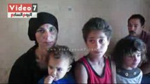 بالفيديو..ربة منزل ببورسعيد تجمع الخردة لتنفق على أسرتها بعد إصابة زوجها