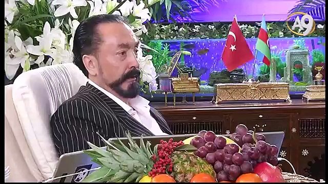 Güneydoğu'yu da bölgeyi de karıştıran İngiliz derin devletidir. PKK da Chatham House ile bağlantılı bir örgüttür