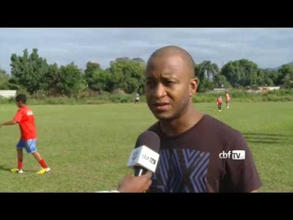 CBF Social visita projeto de neto de Garrincha no Rio de Janeiro