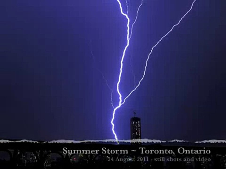 Toronto lightning storm, 24 August 2011