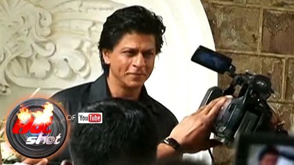 Rayakan Idul Fitri, Shahrukh Khan Gelar Open House - Hot Shot 08 Juli 2016