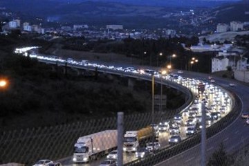 Çile Başladı! Tatilciler Dönüş Yolunda