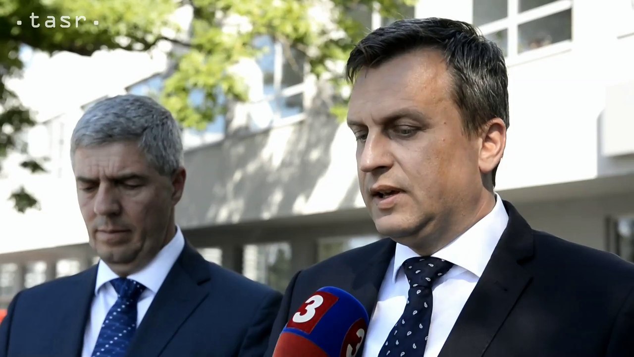 V parlamente dnes nastal bordel, chaos a anarchia, zhodujú sa Danko, Bugár, Glváč 