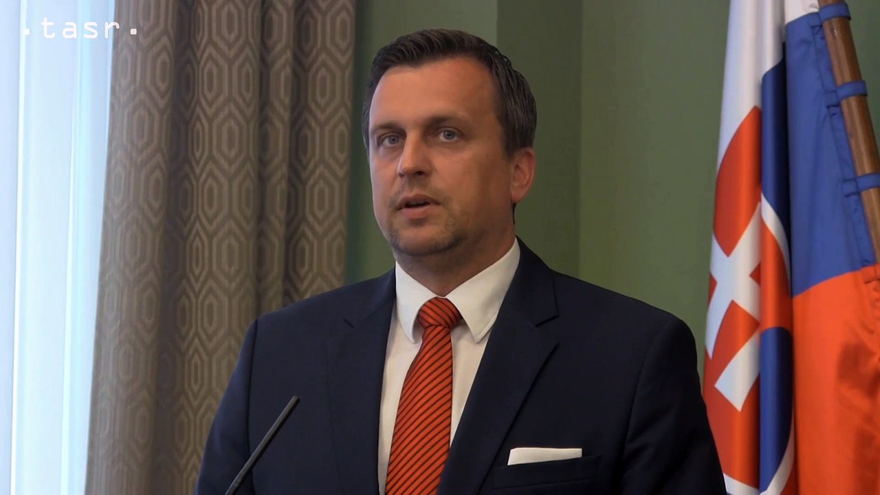 A. DANKO: Nikto nemá záujem poškodzovať práva poslancov 
