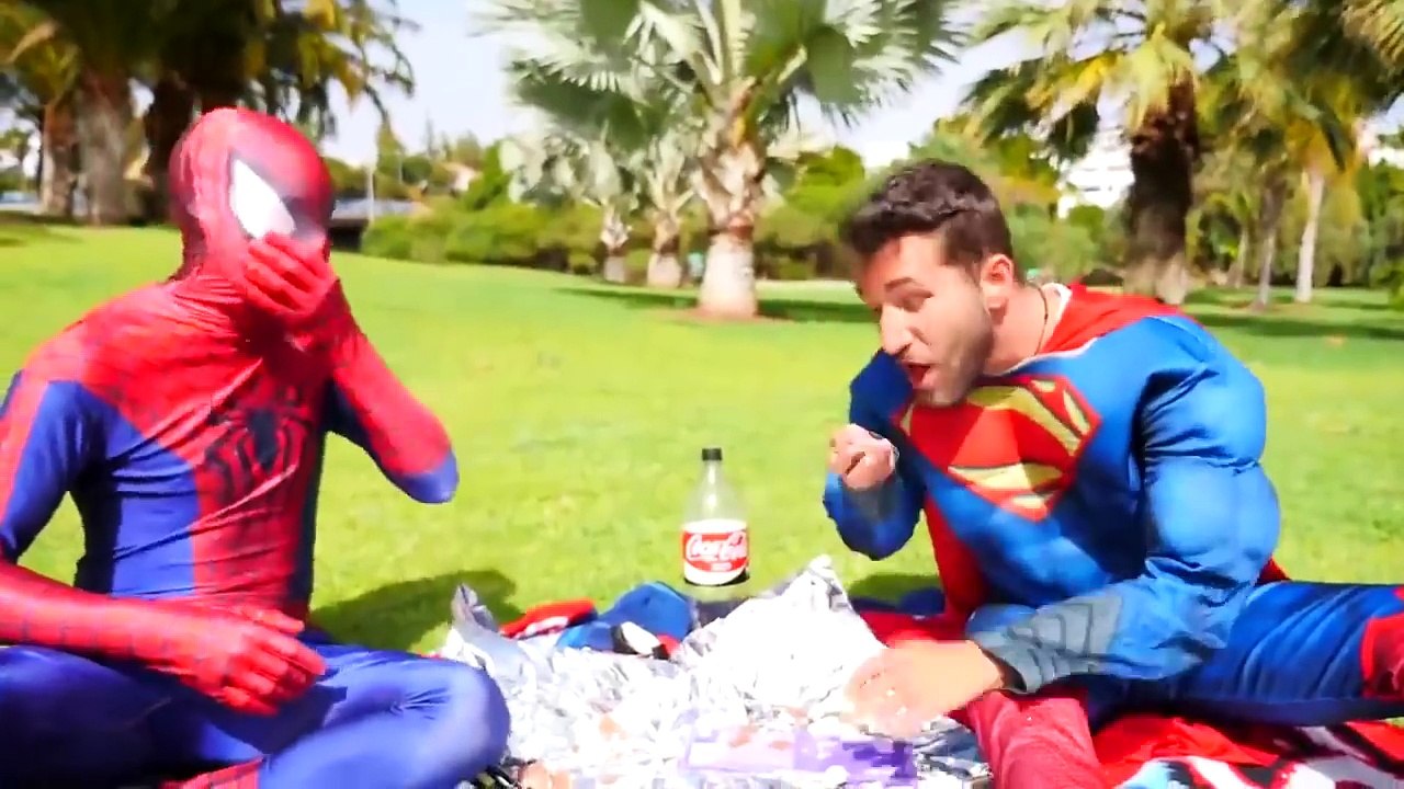 Spiderman vs Venom Battle - Spiderman vs Pink Spidergirl vs Joker vs Evil Shadow - Funny Superheroes