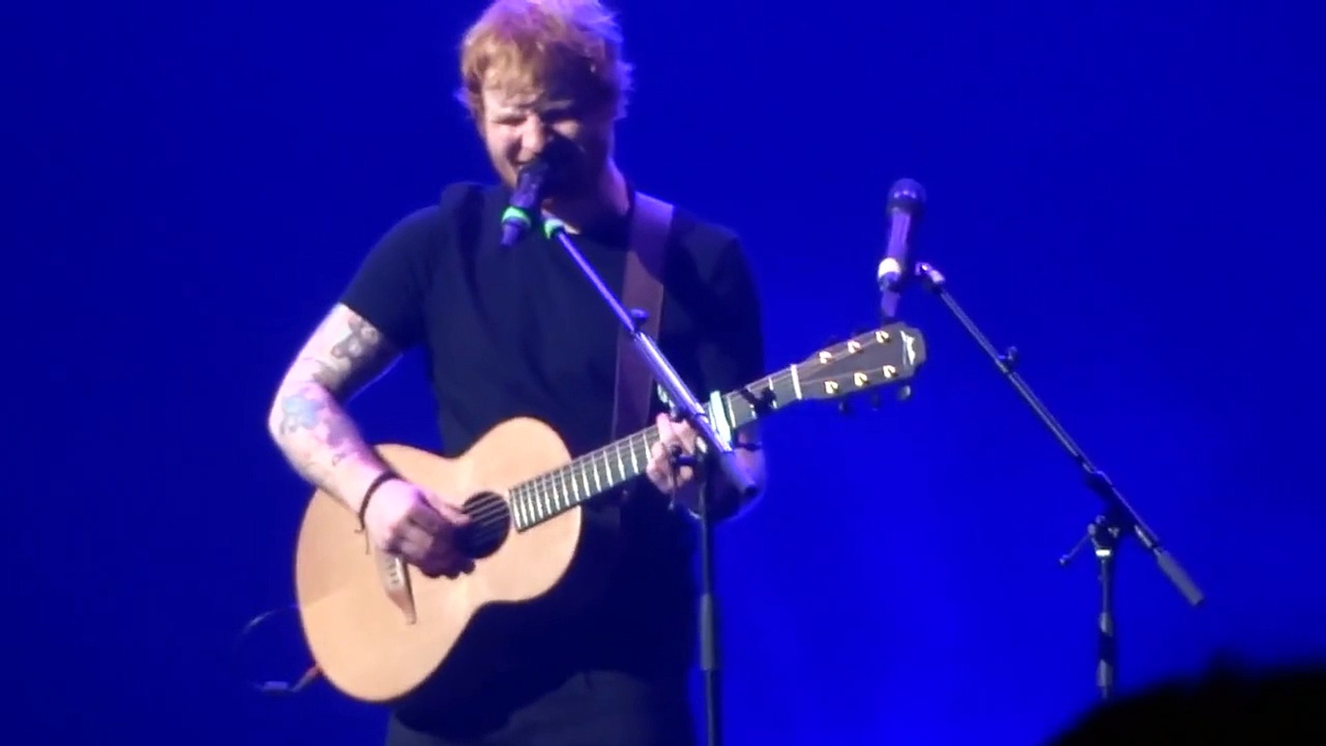 Ed Sheeran NEW SONG in Montreal! (06/02/15)