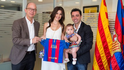 Xavi Hernández hace socia del FC Barcelona a su hija