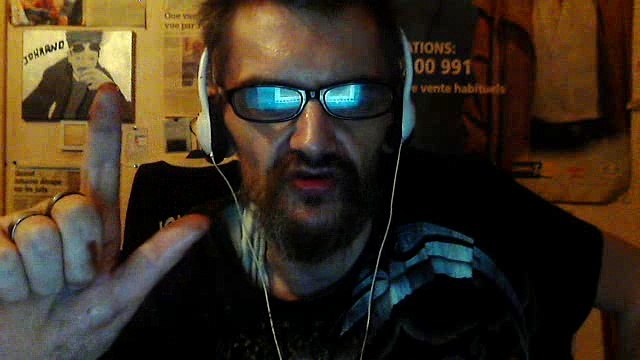 un drapeau belge brûlé par des supporters italiens