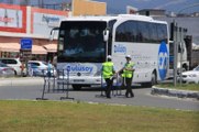 Turistik İlçeye Girişi Önlemek İçin Polis Barikat Kurdu