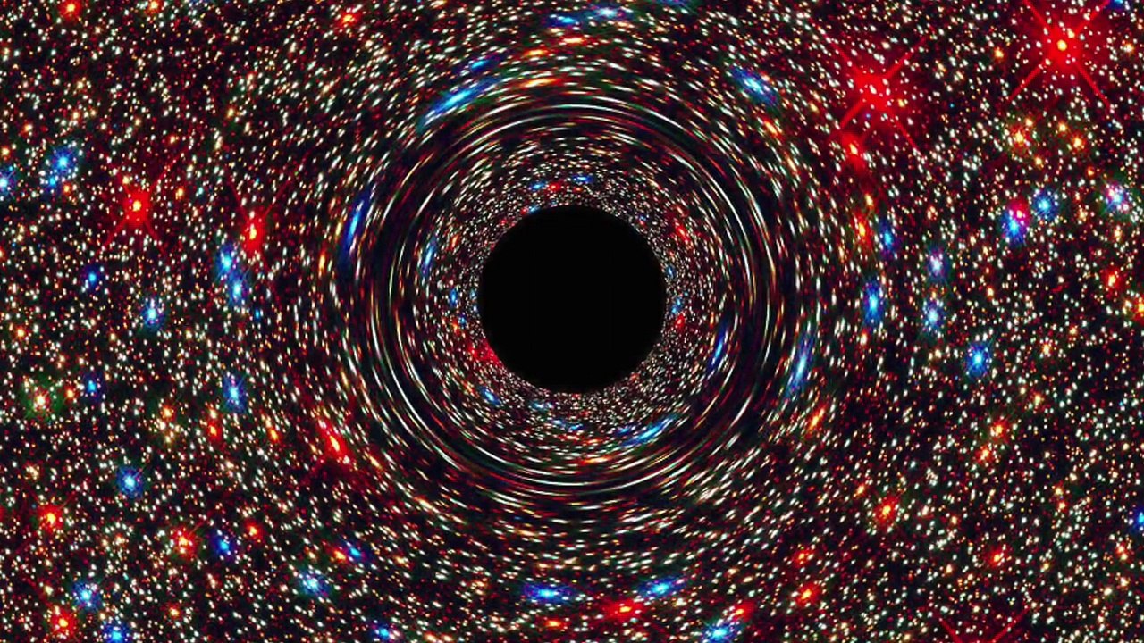 ماذا يوجد داخل الثقب الاسود !؟
