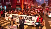 Peruvian journalists march in defence of media liberties