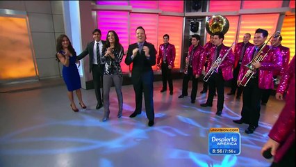 Jackie Guerrido on ¡Despierta América! HD 2012/01/24; Blue dress