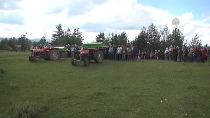 Anadolu Ajansı Çalışanlarından Çılgınoğlu ile 8 Yaşındaki Oğlu Son Yolculuğa Uğurlandı