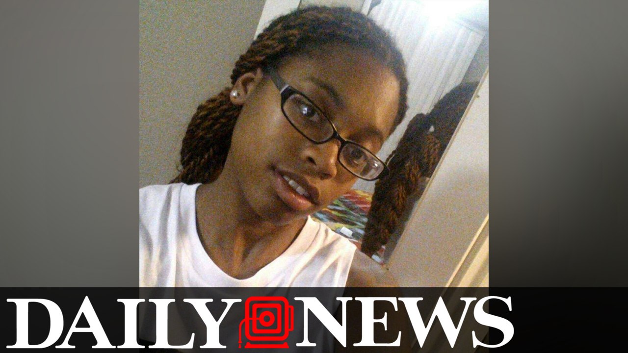 The Dallas Shooter's Sister Defends Shooting Rampage That Killed Cops