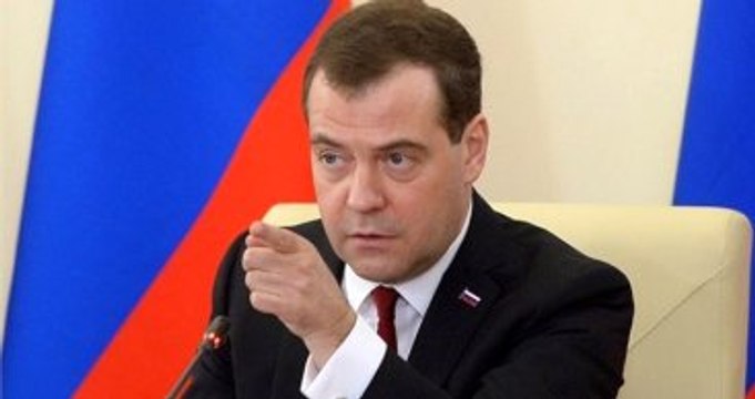 Medvedev, Türkiye'ye Charter Seferlerinin Başlaması İçin Bir Hafta Verdi