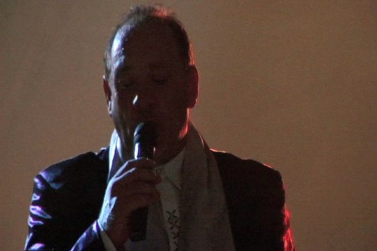 Ricky O'Boyd sings 'Girl Of My Best Friend' Elvis Week 2010