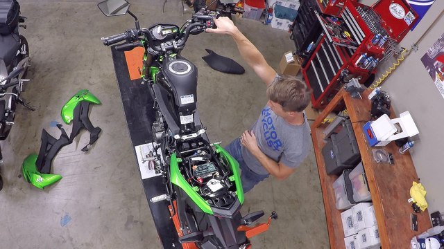 2017 Kawasaki Z125 Pro MNNTHBX Intake and Bazzaz ZFi Fuel Controller Install and Dyno Test Video