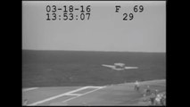 Crash aérien évité de peu : Le brin d arret lache pendant l appontage d un E-2C Hawkeye