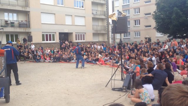 Les Virevoltés ont envahi le quartier de la Planche