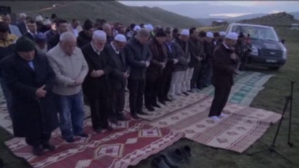 Sivas'ta Kösedağ Savaşı Şehitleri Anıldı - Sivas