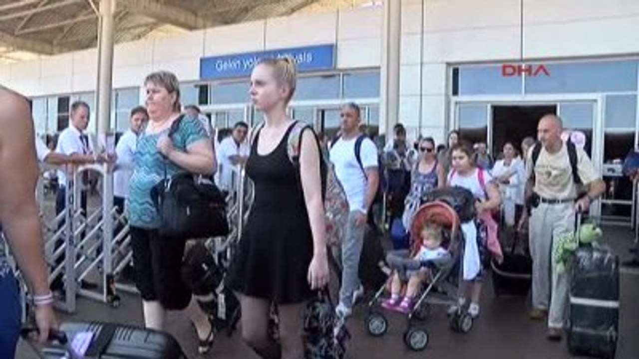 Antalya İlk Rus Turist Kafilesi Antalya'da-2