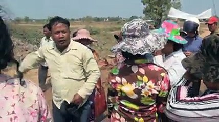 អភិវឌ្ឍក្លែងក្លាយ សម្រាប់តែអ្នកមាន / A fake development for the rich only (*)