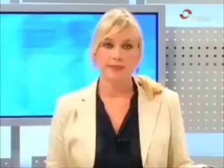 شاهد سمك ضخم يلتهم كلب فوق الرصيف