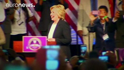 Hillary e Trump cancelam comícios de campanha depois do tiroteio em Dallas