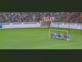 De loin mon match de foot préféré.