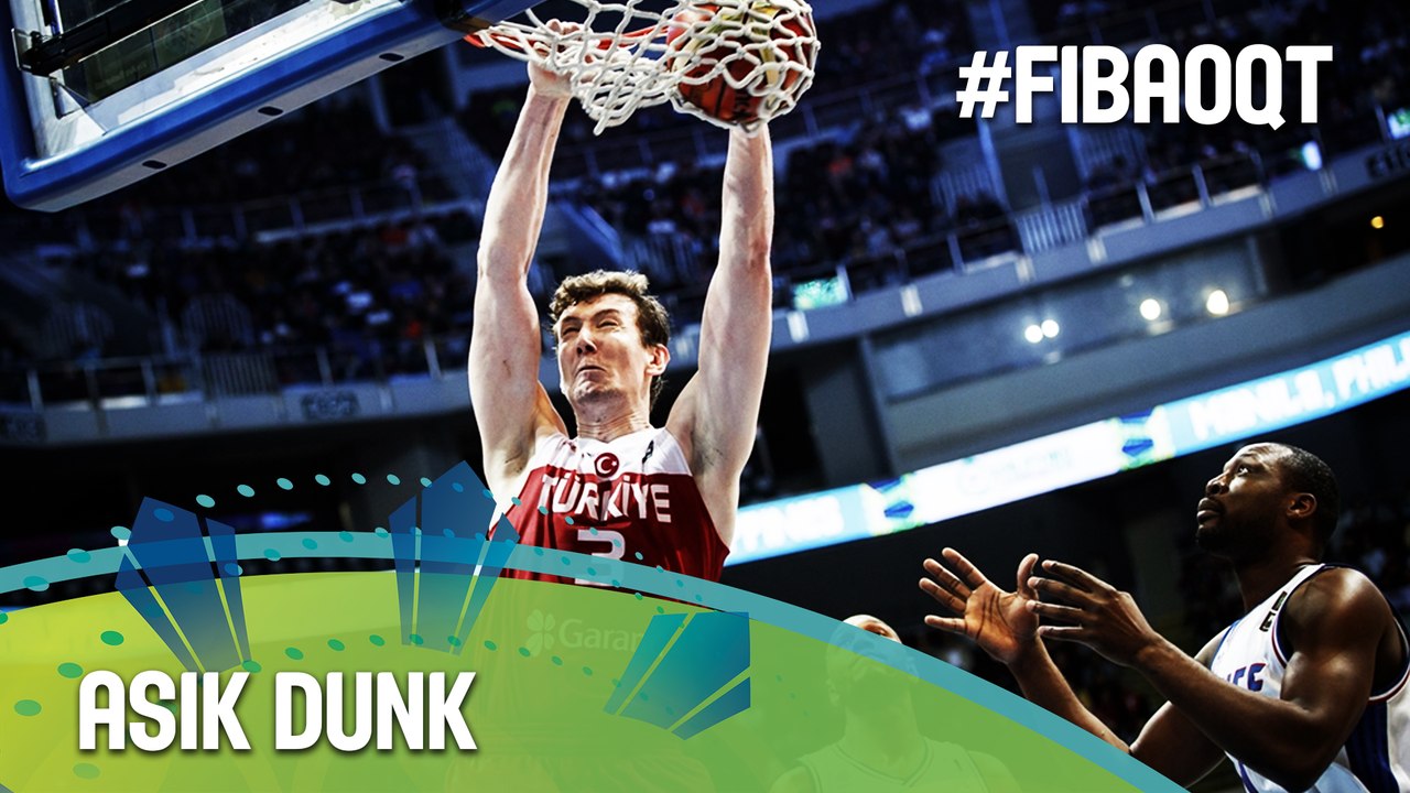 Muhammed to Asik for the dunk!