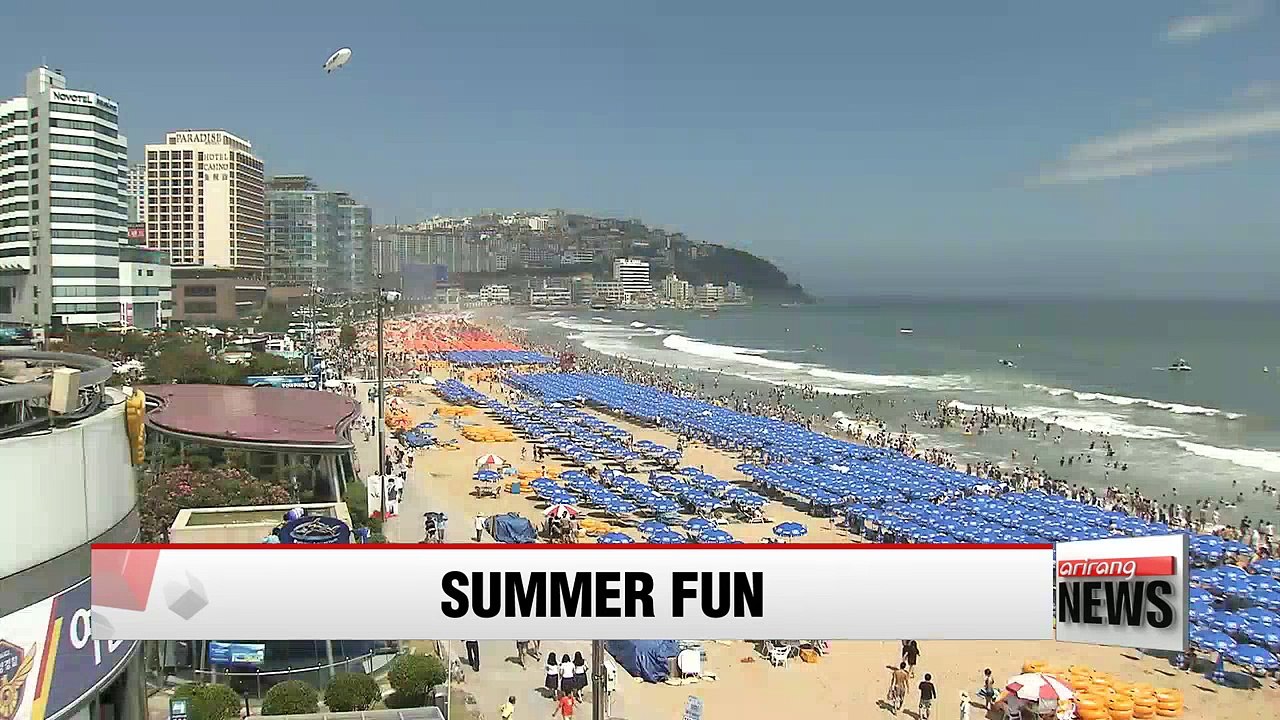 Tens of thousands of vacationers enjoy sweltering Saturday at east coast beaches