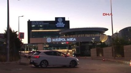 Cumhurbaşkanı Erdoğan Kardeşi ve Dayısını Hastanede Ziyaret Etti