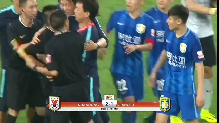 Ramires perde a cabeça após ser expulso