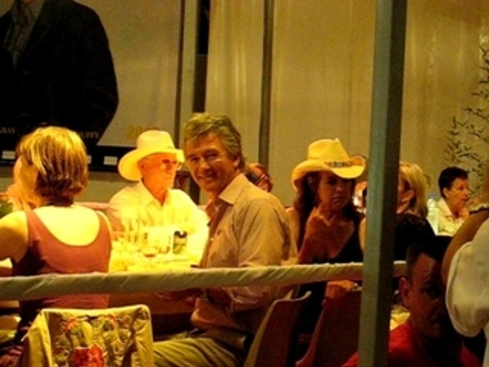 Patrick Duffy Linda Gray Larry Hagman à Mirande