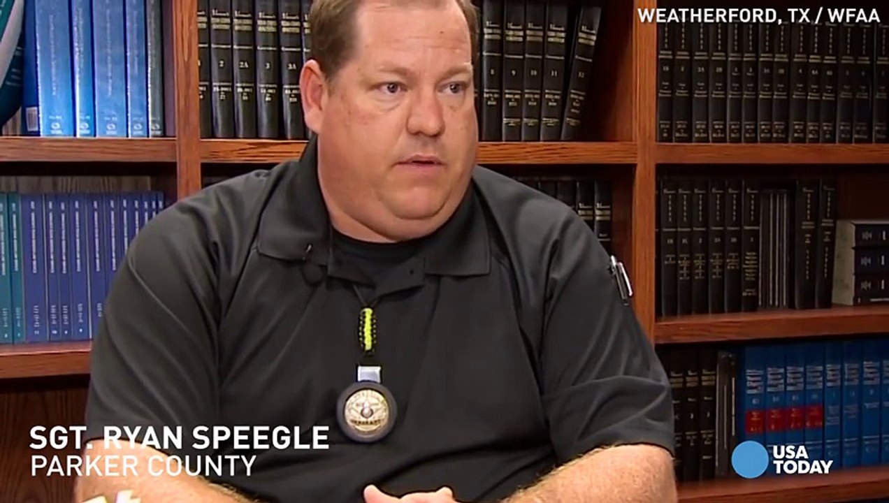 Un gardien de prison en crise cardiaque sauvé par des prisonniers qui défoncent leur cellule pour le sauver