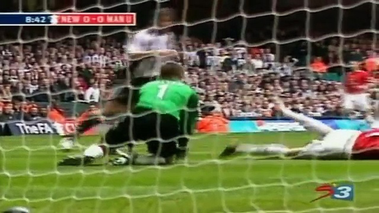 Cristiano Ronaldo Vs Newcastle Away (17/04/2005) - English Commentary