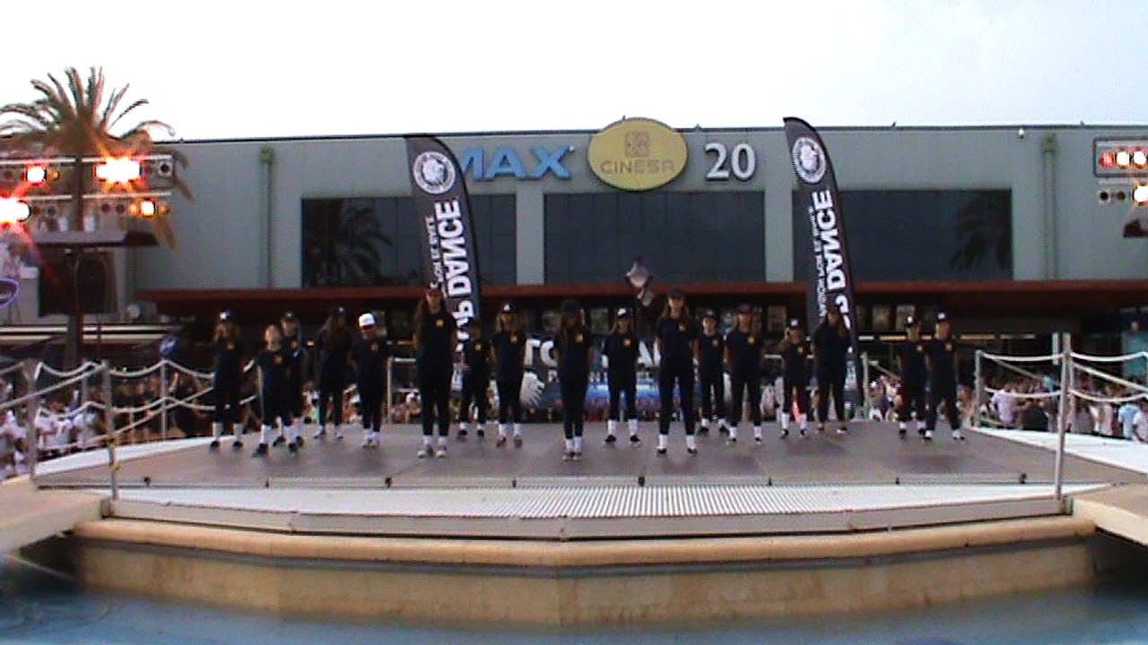 13 HIP HOP JUNIOR LUIS CULTURE FAM