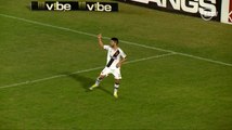 Que estrela! Luan salva Vasco em lance difícil e depois marca o segundo gol da partida