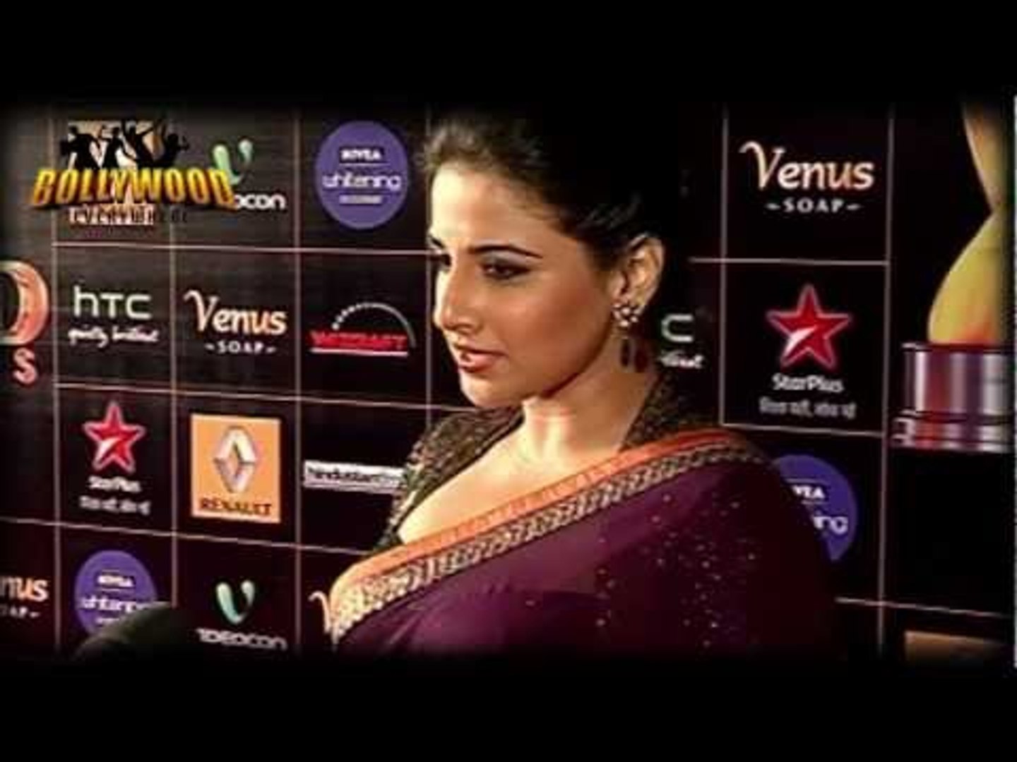 Vidya Balan Sexi Video - Vidya Balan reveals her JUICY ASSETS in Transparent Saree - video  Dailymotion