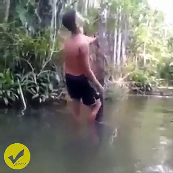هههههه .. ضحكة على الطّاير